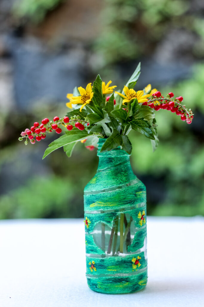 Vaza de flori din plastic