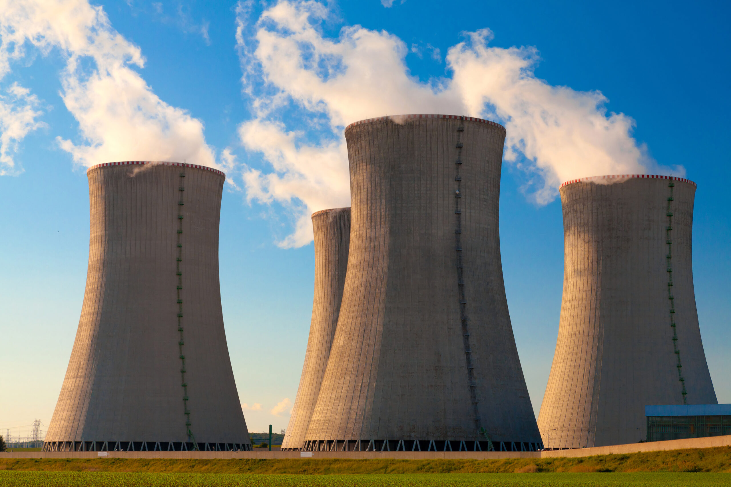 Ce este energia nucleară și cum funcționează? Avantaje și dezavantaje.